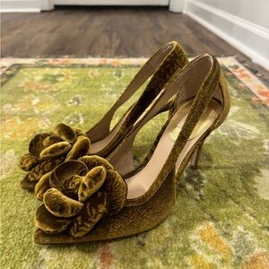 Antonio Melani Heels | Velvet Flower Heel